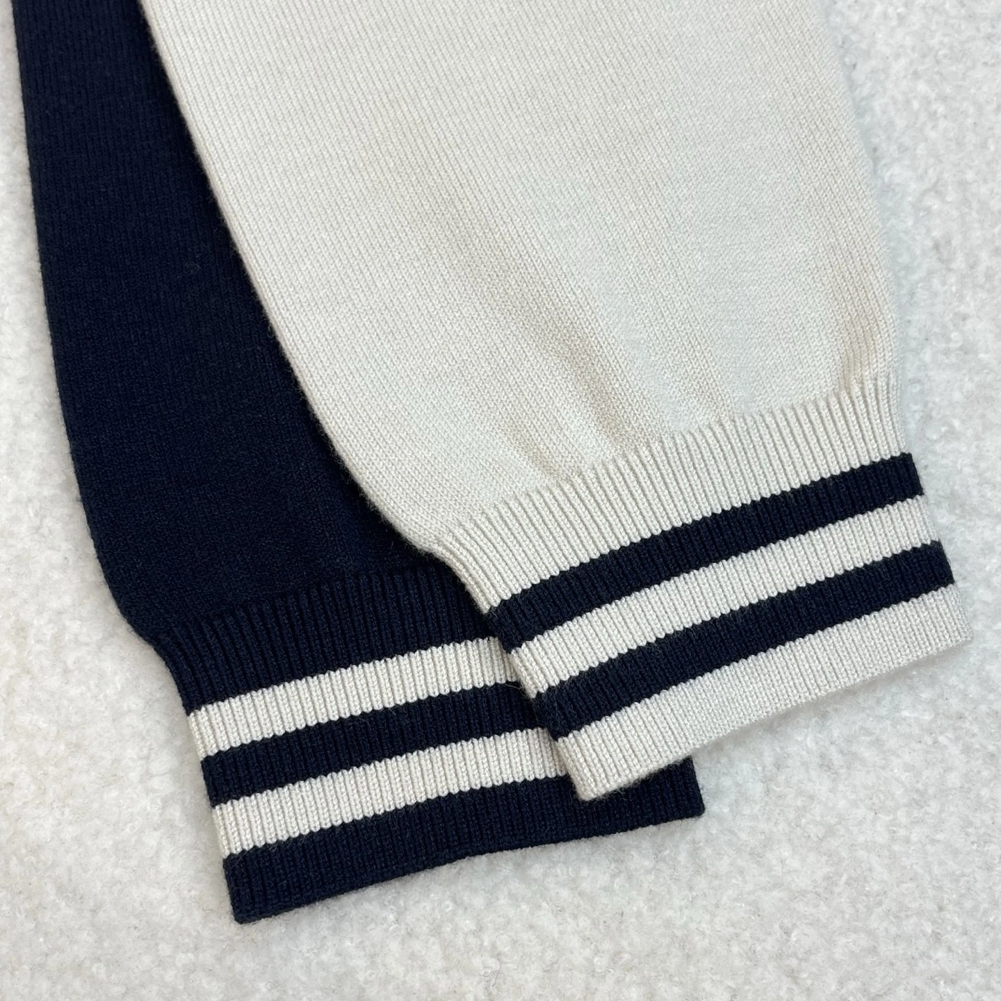 wg.luxury-- 2ru9588o wool embroidery 2colour item: E-F443J1819-2H